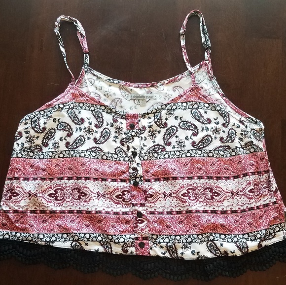 Charlotte Russe Tops - Crop top